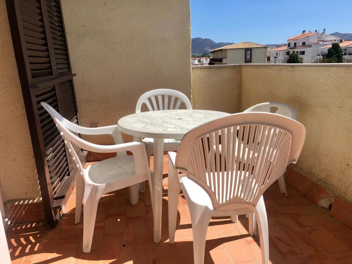 Port Sotavent 2C - Apartamento En La Marina De Empuriabrava - Piscina Comunitaria, - Parking - Vistas Al Canal - Cerca Centro Y Playa Exteriér fotografie